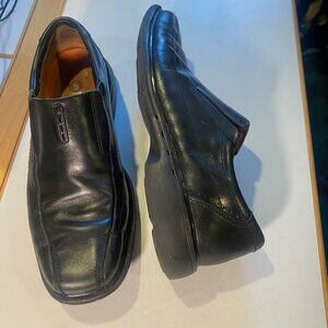 Clarks - Size 11M - Men's Unstructured Un.Sheridan Black Leather Loafers